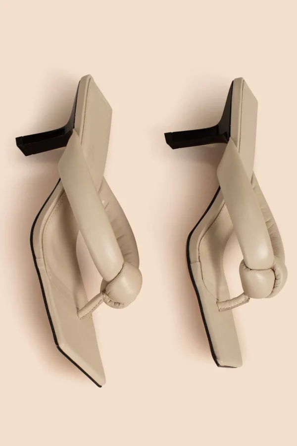 Trina Turk Burgos Thong Heel
