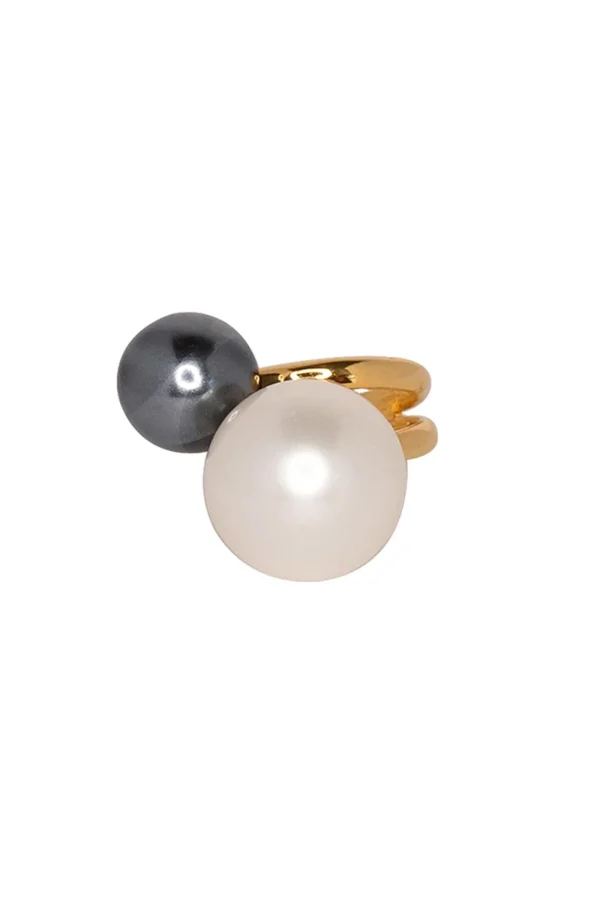 Trina Turk Kjl White & Gray Double Pearl Ring